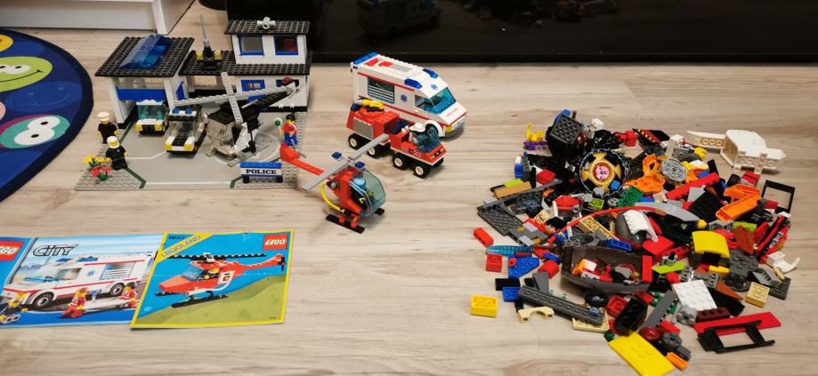 Lego kocke avtomobili