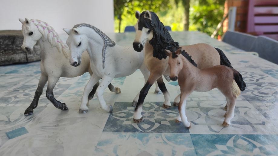 Figura Schleich Don Valiente - Colección Los Pitufos, Pintada A Mano Y Detallada | Juguete Educativo Y De Colección