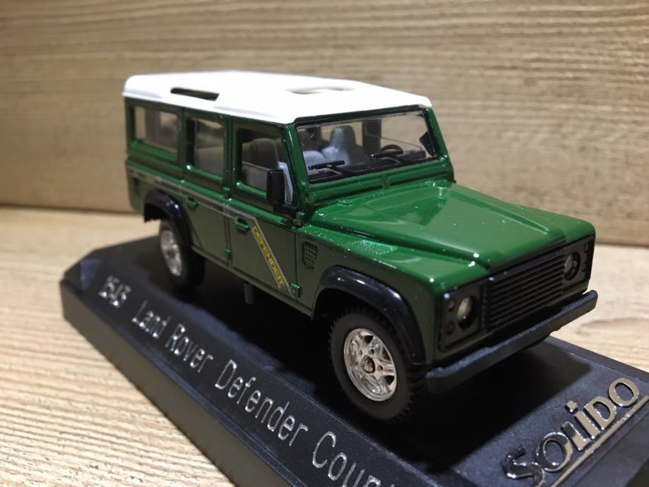 Land Rover Defender 1:43 Solido modelček avtomobilček