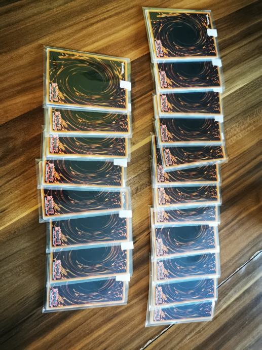 YUGIOH Homemade booster packs + Darilo