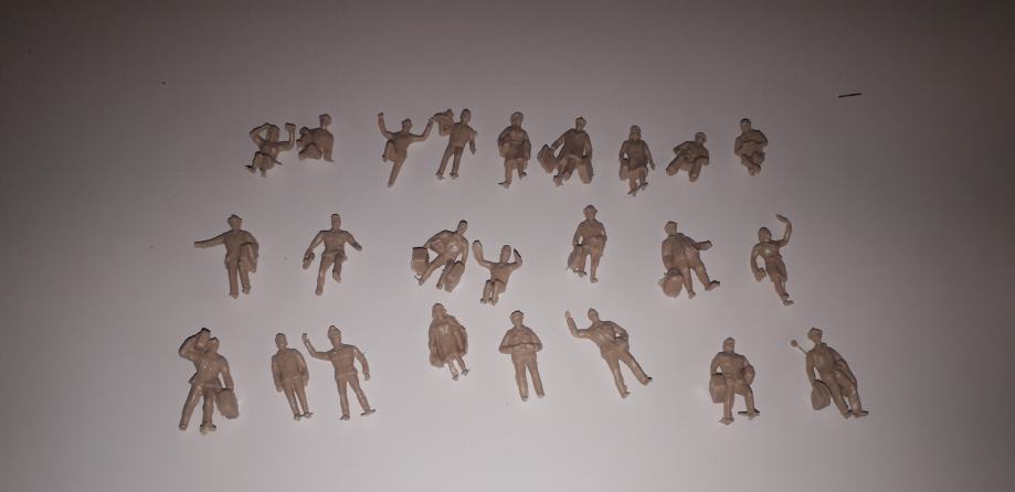 24 figuric h0