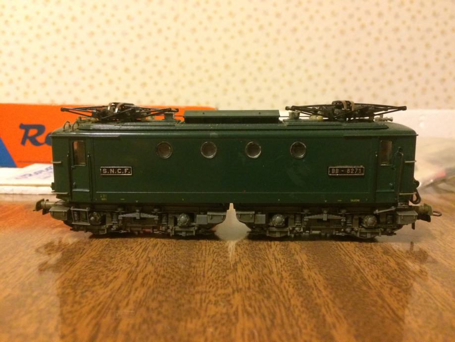 locomotive roco ho sncf 04157D BB8100