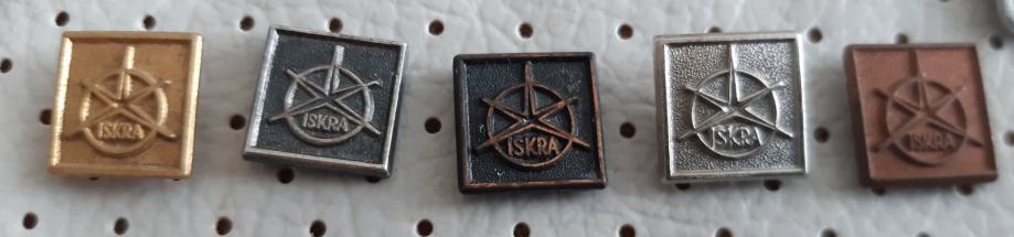 Značke ISKRA 5 različnih mali format