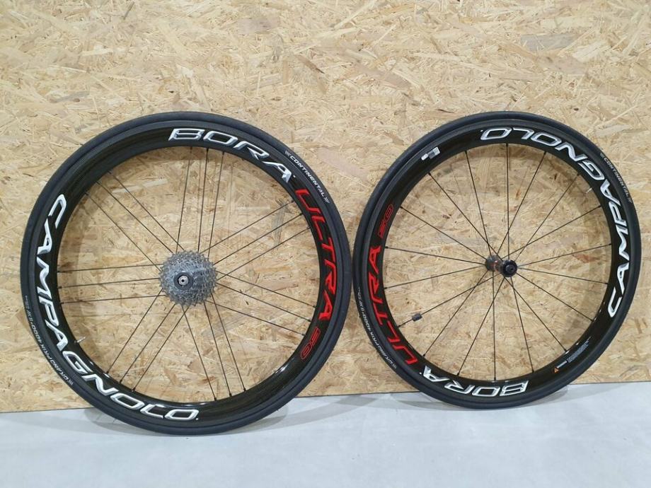 Adesivi 3D Sostituzione Cerchi Campagnolo Bora Ultra 50, Set Bianco/Rosso Per 2 Ruote
