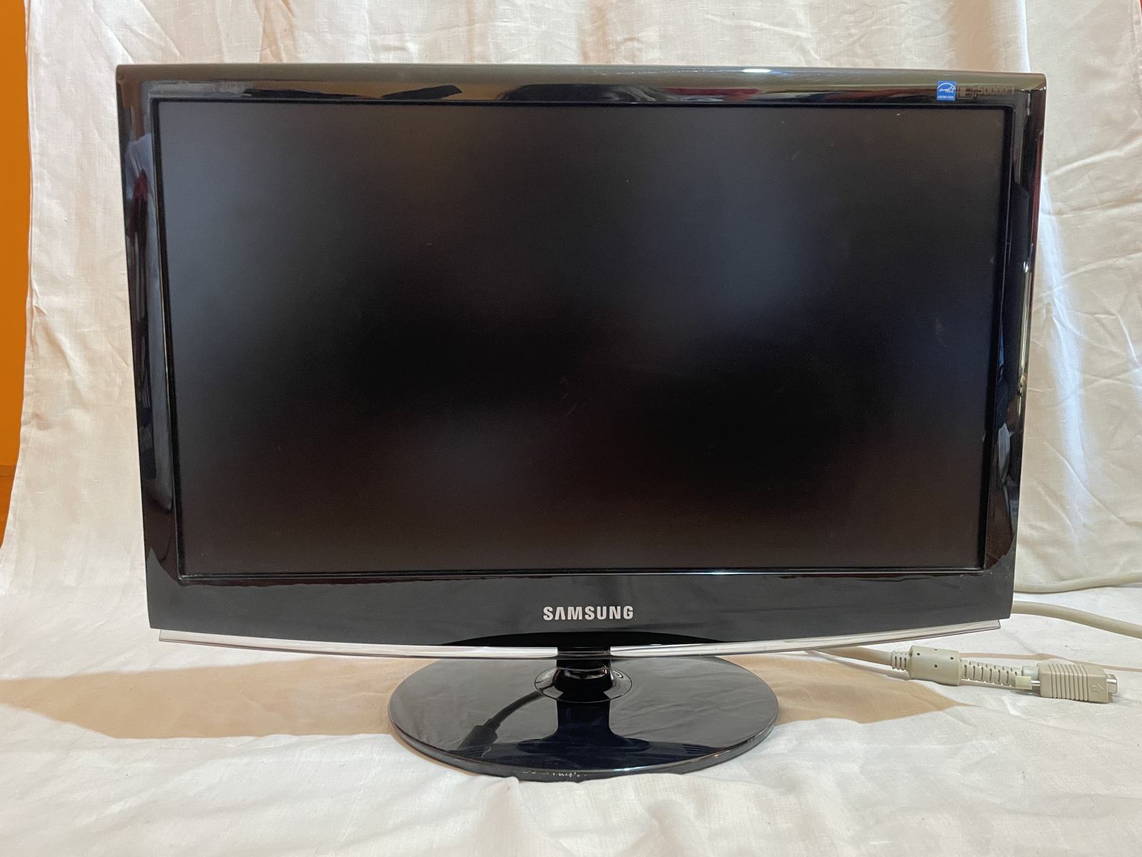 SAMSUNG monitor 2033 20