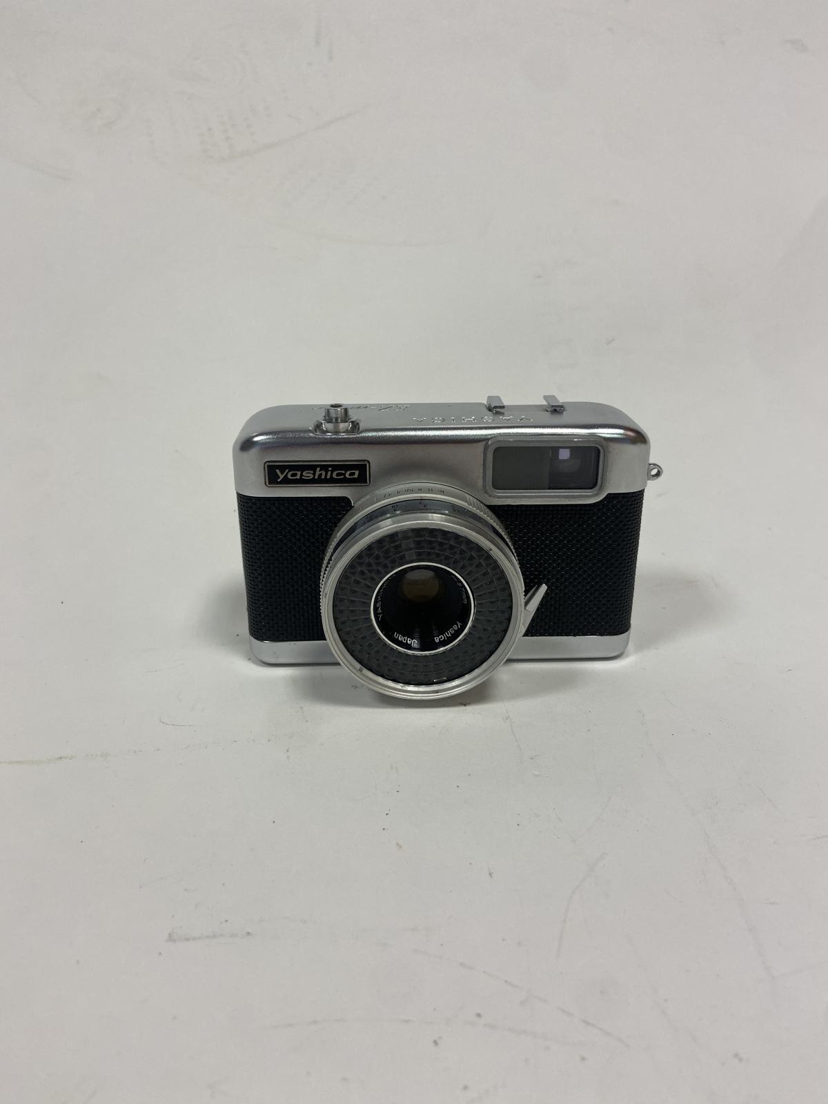 Appareil Photo Argentique YASHICA EZ-matic 4 Avec Objectif Yashinon-DX (Occasion)