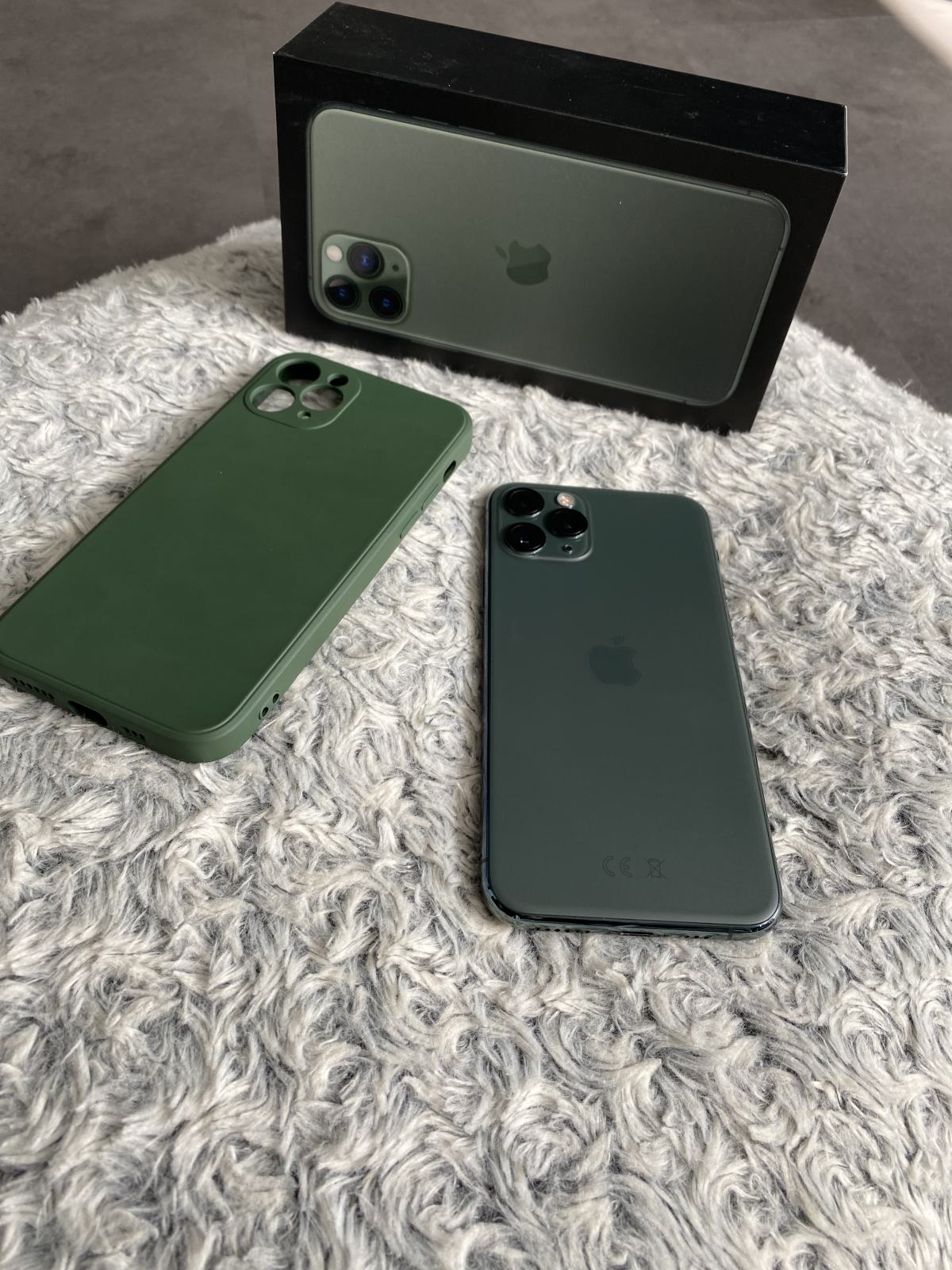 IPHONE 11 Pro, midnight green, 64gb