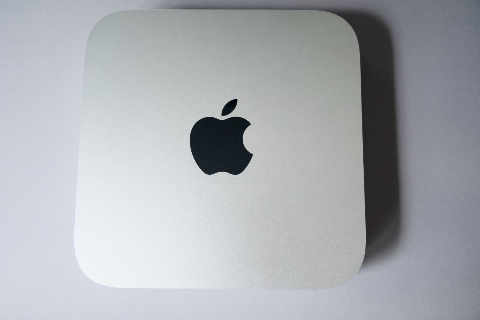 Mac mini 2012, 256 GB SSD, 10GB RAM + Apple magic mouse