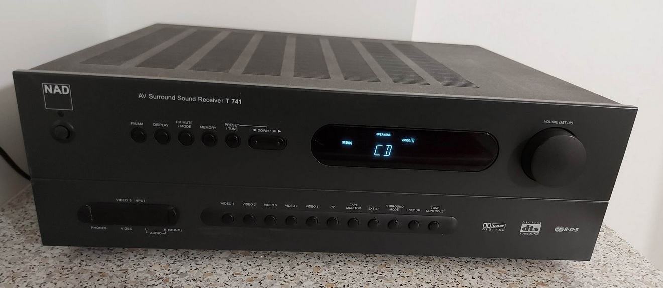 AV SURROUND RECEIVER NAD T-741