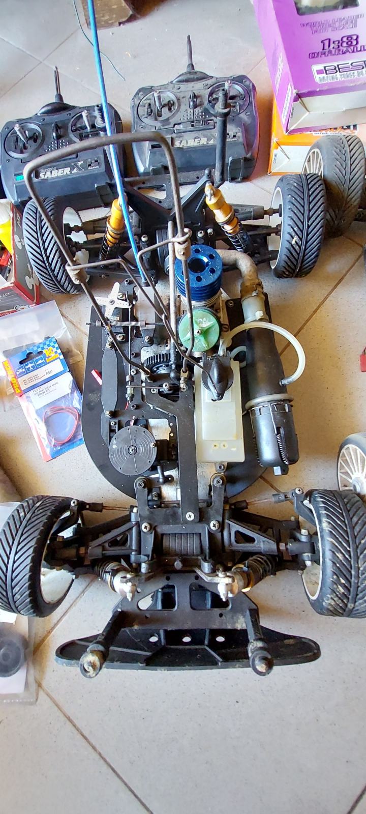 Troc Echange Voiture radiocommandé thermique 1/8 sur