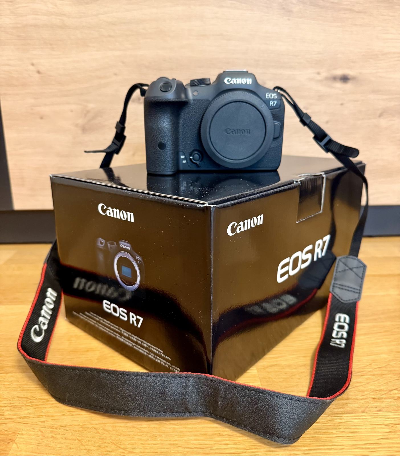 Canon R7 Custom Body Canon EOS R7 (body)