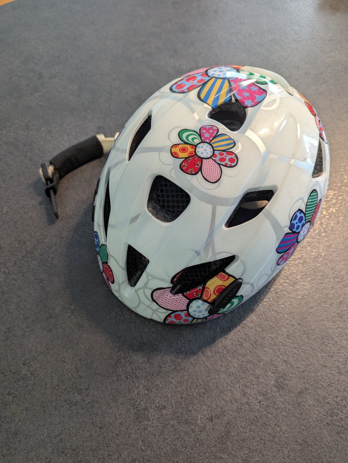 ALPINA XIMO FLASH Fahrradhelm für Kinder Test 2026