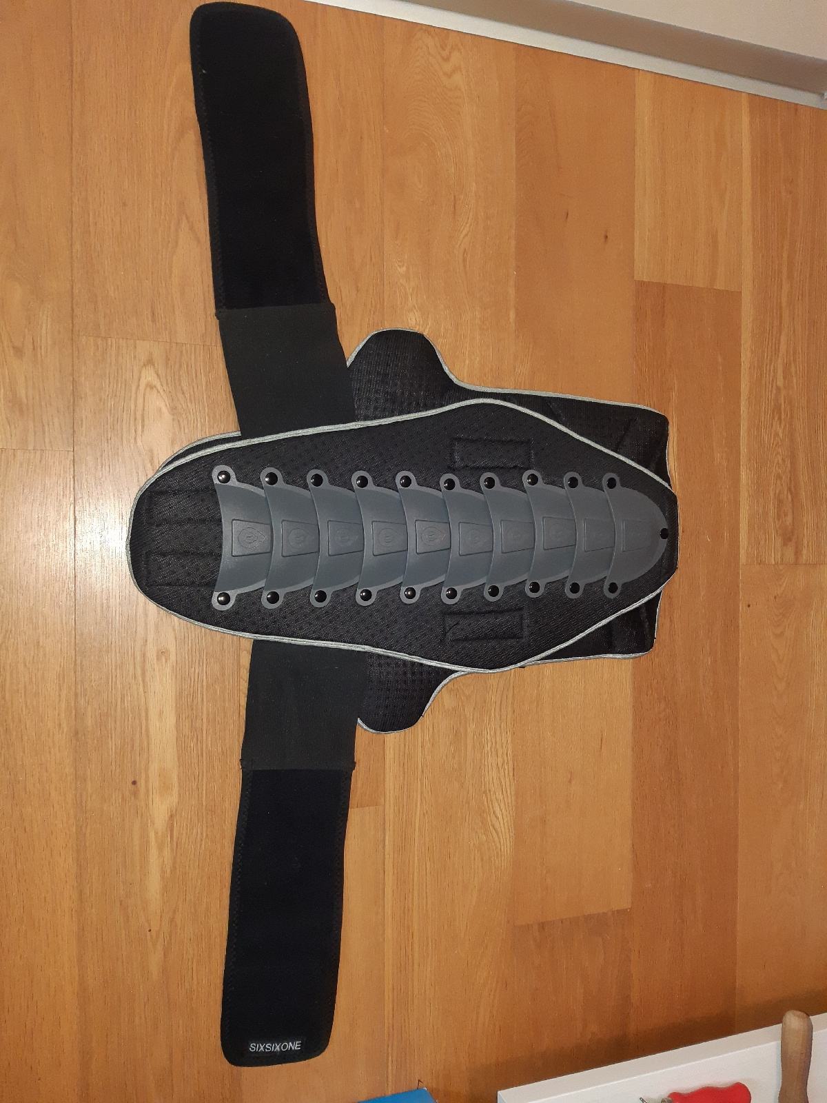 SixSixOne Protektor Pantaloncini Con Imbottitura EXO, Mutande Lunghe Con Protezioni In EVA Su Fianchi, Cosce E Coccige, Zona Flessibile, Vita Elastica, Per MTB E Sport - 4