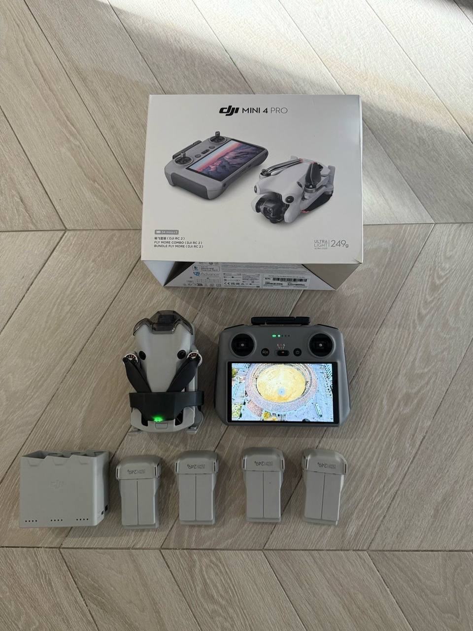 DJI Mini 4 Pro Drone – Quasi Neuf, Usage Intérieur Uniquement, 4K, 249g, Janvier 2024