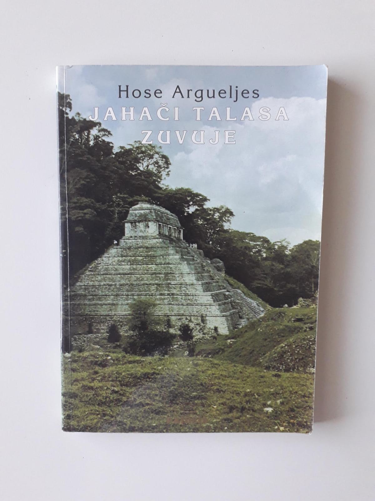 Talasa HOSE ARGUELJES, JAHAČI TALASA ZUVUJE