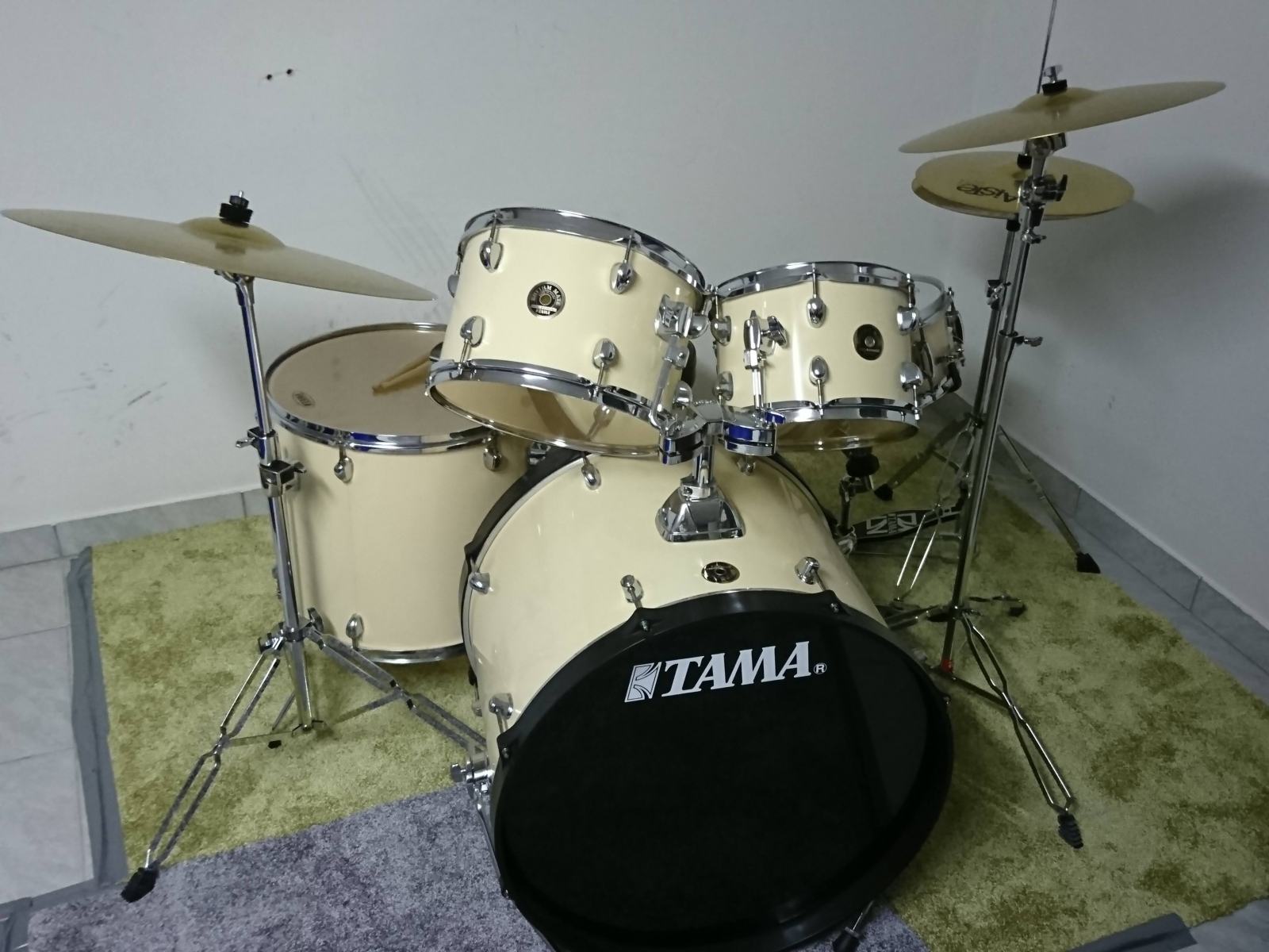 Cinel Instruments Prodam kompletni set bobnov TAMA in činel PAISTE