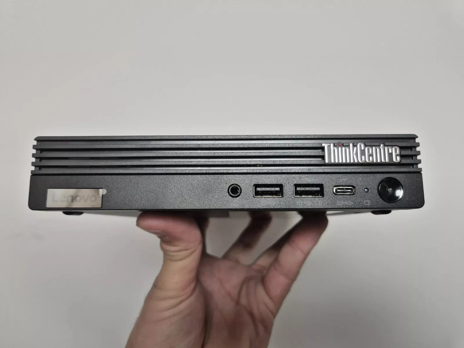 Lenovo ThinkCentre M70q Tiny Gen 4 (12E30028FR) - PC de