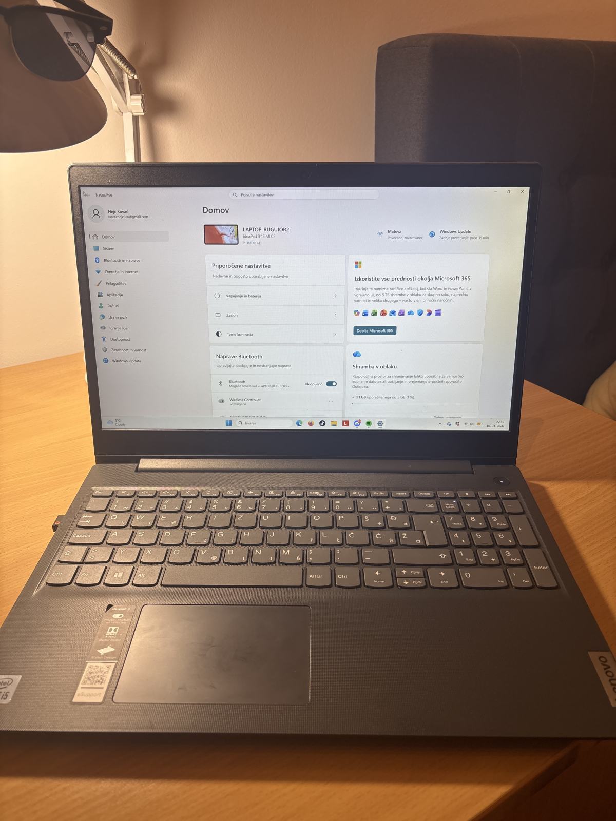 Lenovo ideaPad 3 15IML05