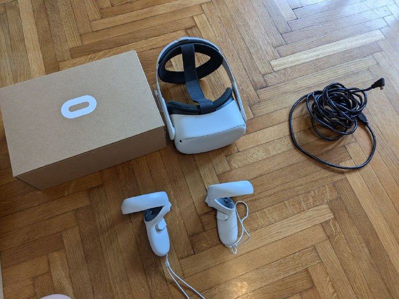 OCULUS Meta Quest 2 VR 65 GB + dodatki
