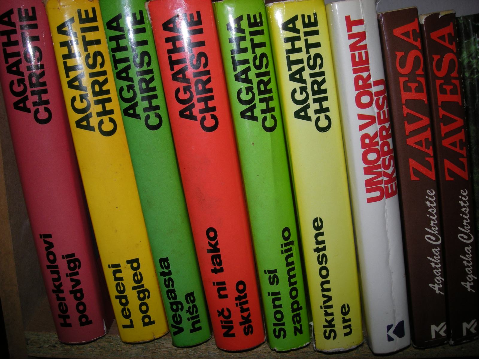 Agatha Christie Zbirka Knjig
