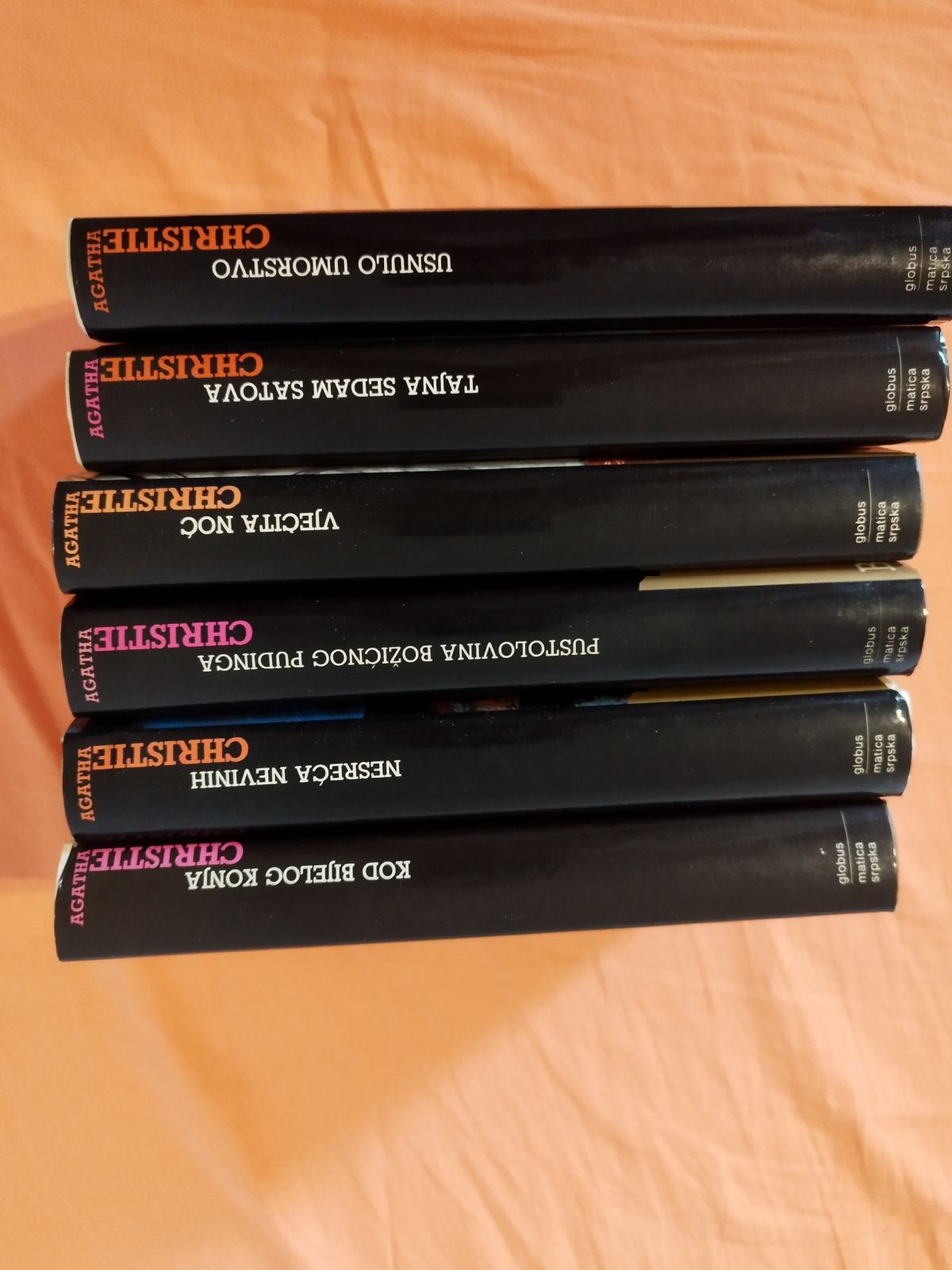 Agatha Christie Zbirka V Hrvaščini