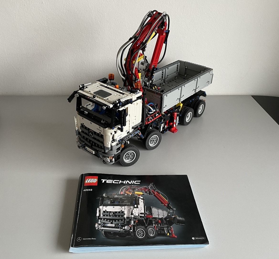 LEGO Technic 42043 Mercedes-Benz Arocs