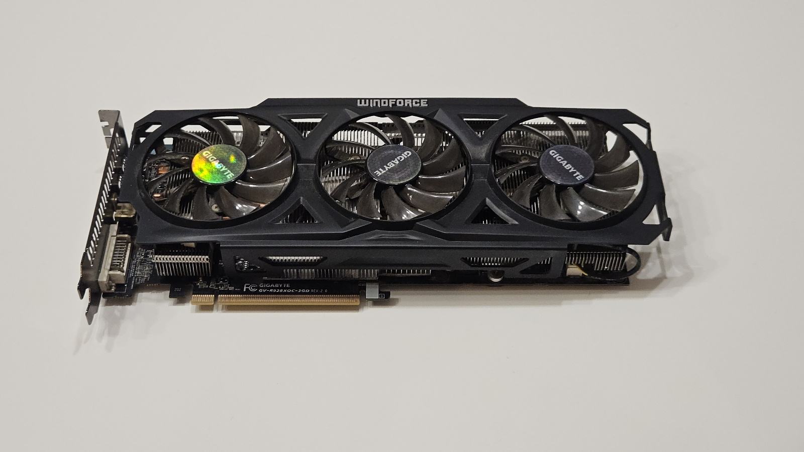 Grafična kartica Gigabyte AMD Radeon R9 280X 3GB rev 2.0