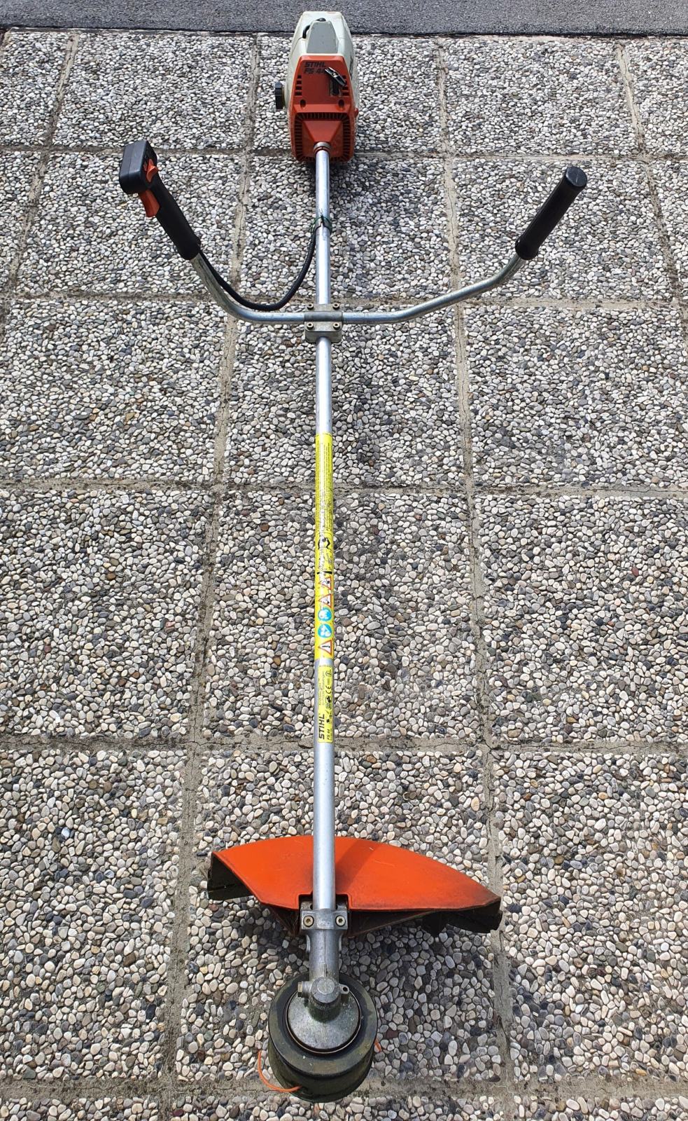 Kosilnica na nitko Stihl FS 44