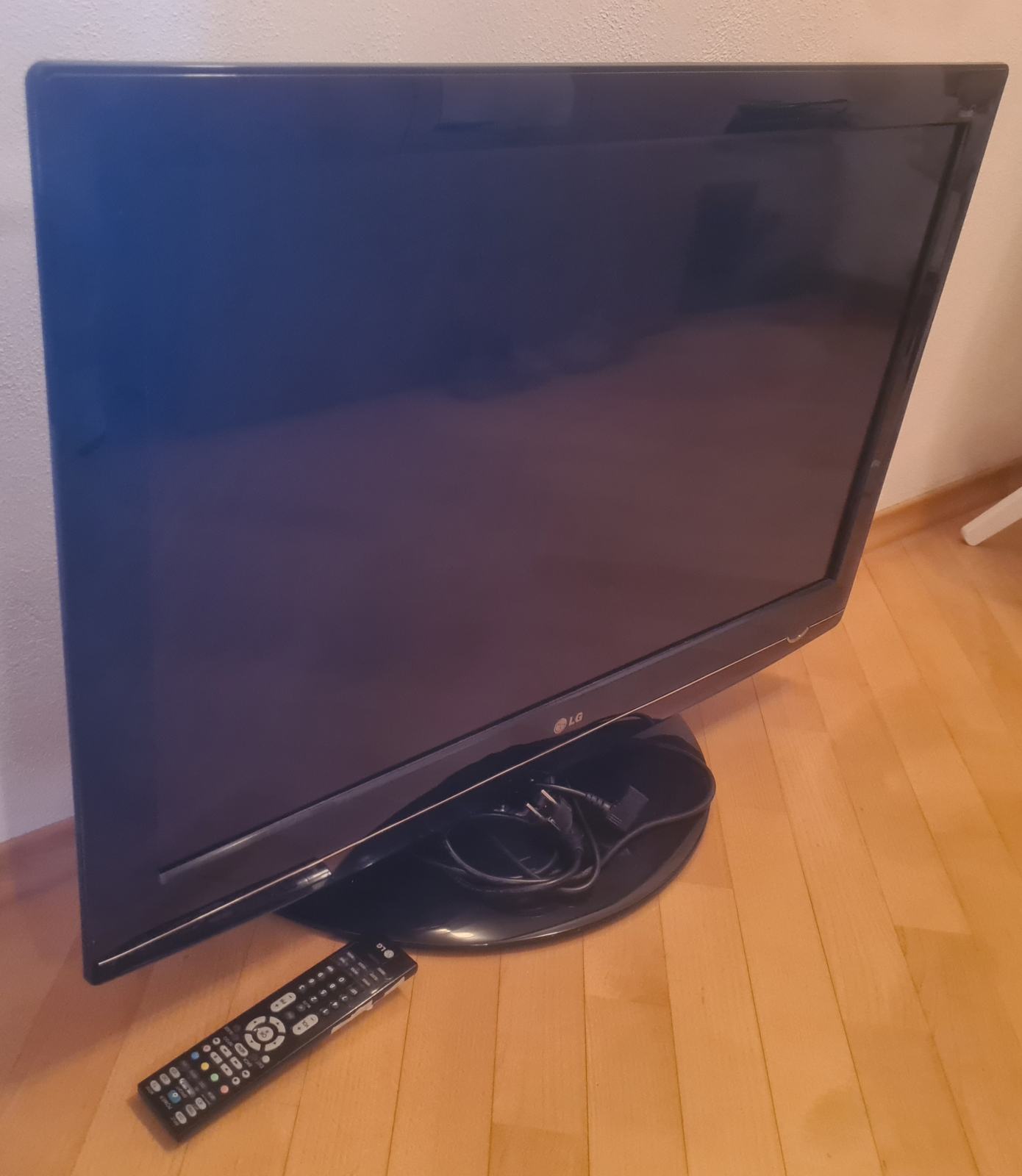 LG televizor diagonale 94 cm (37 inch)