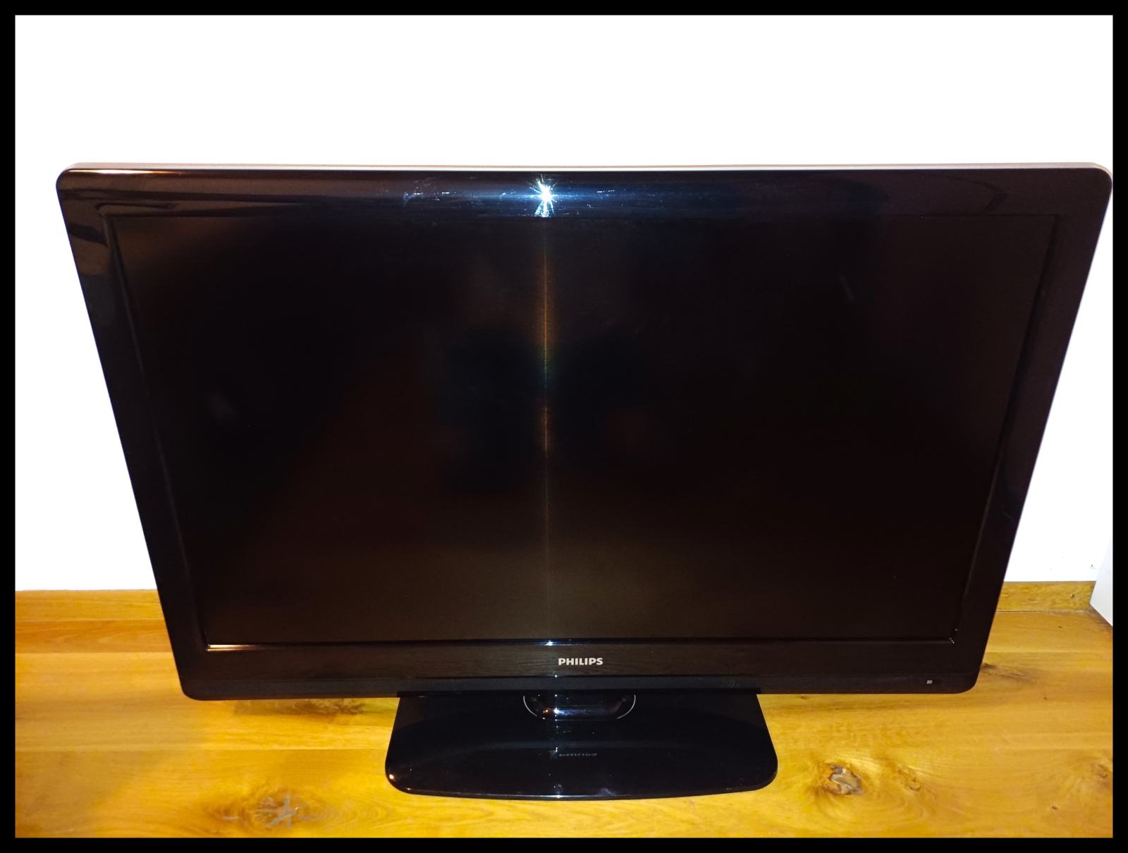 LCD TV Philips - 106 cm (42)