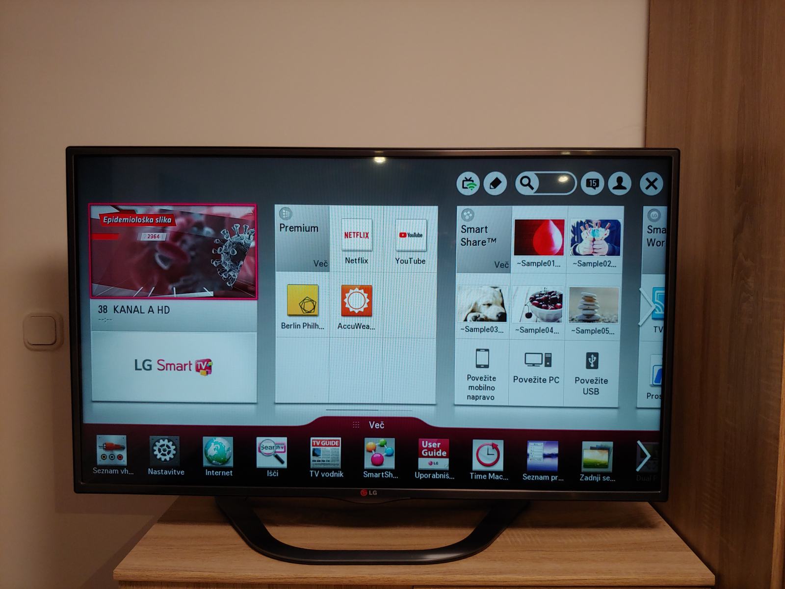 LG LED TV - 42LA6208 - [SMART TV + 3D + FHD]