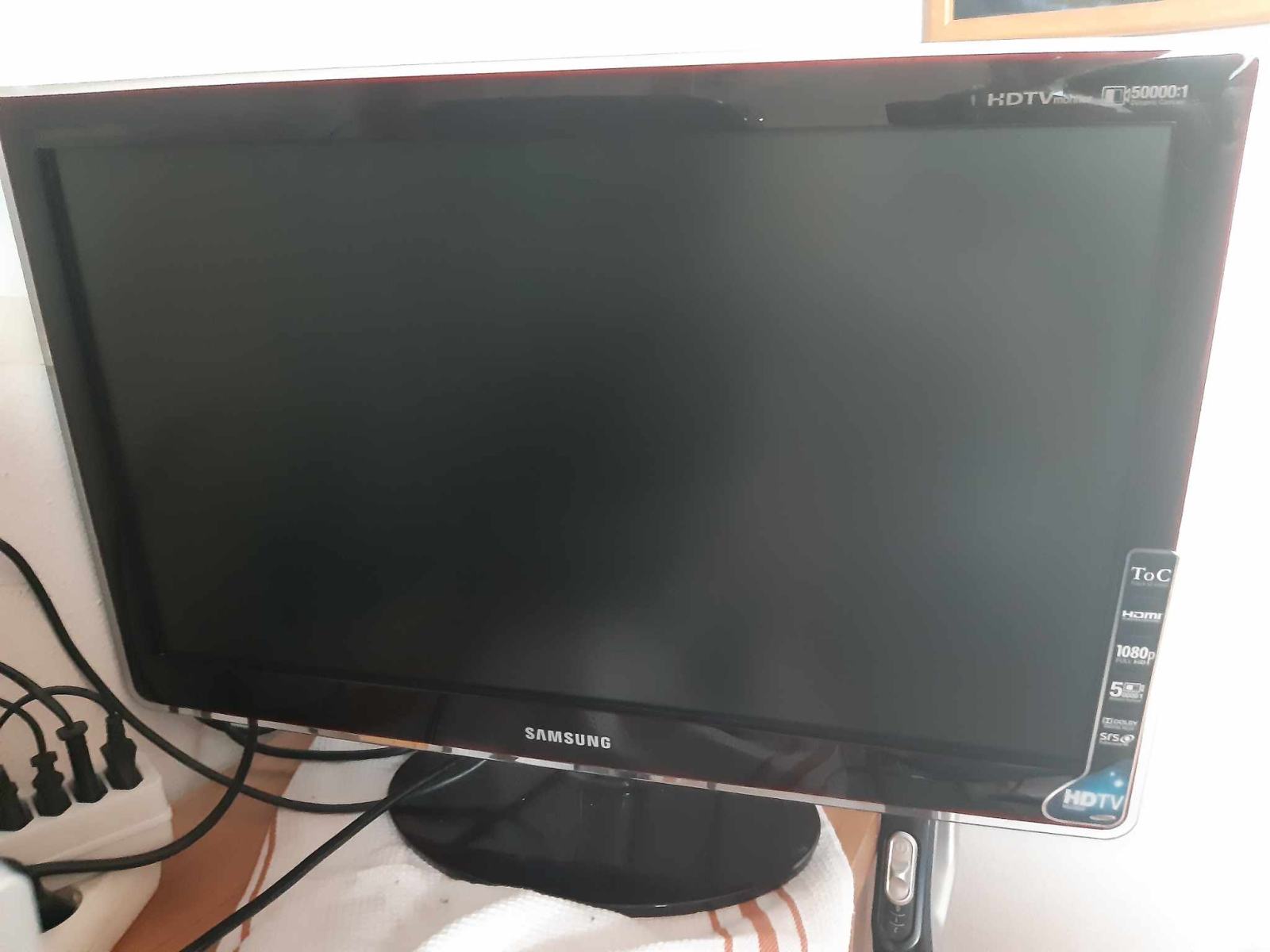 Prodam LED TV MONITOR