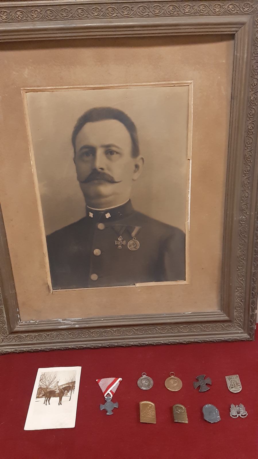 1.svetovna vojna - SOŠKA FRONTA - fotografiji,vojaške značke,medalje.