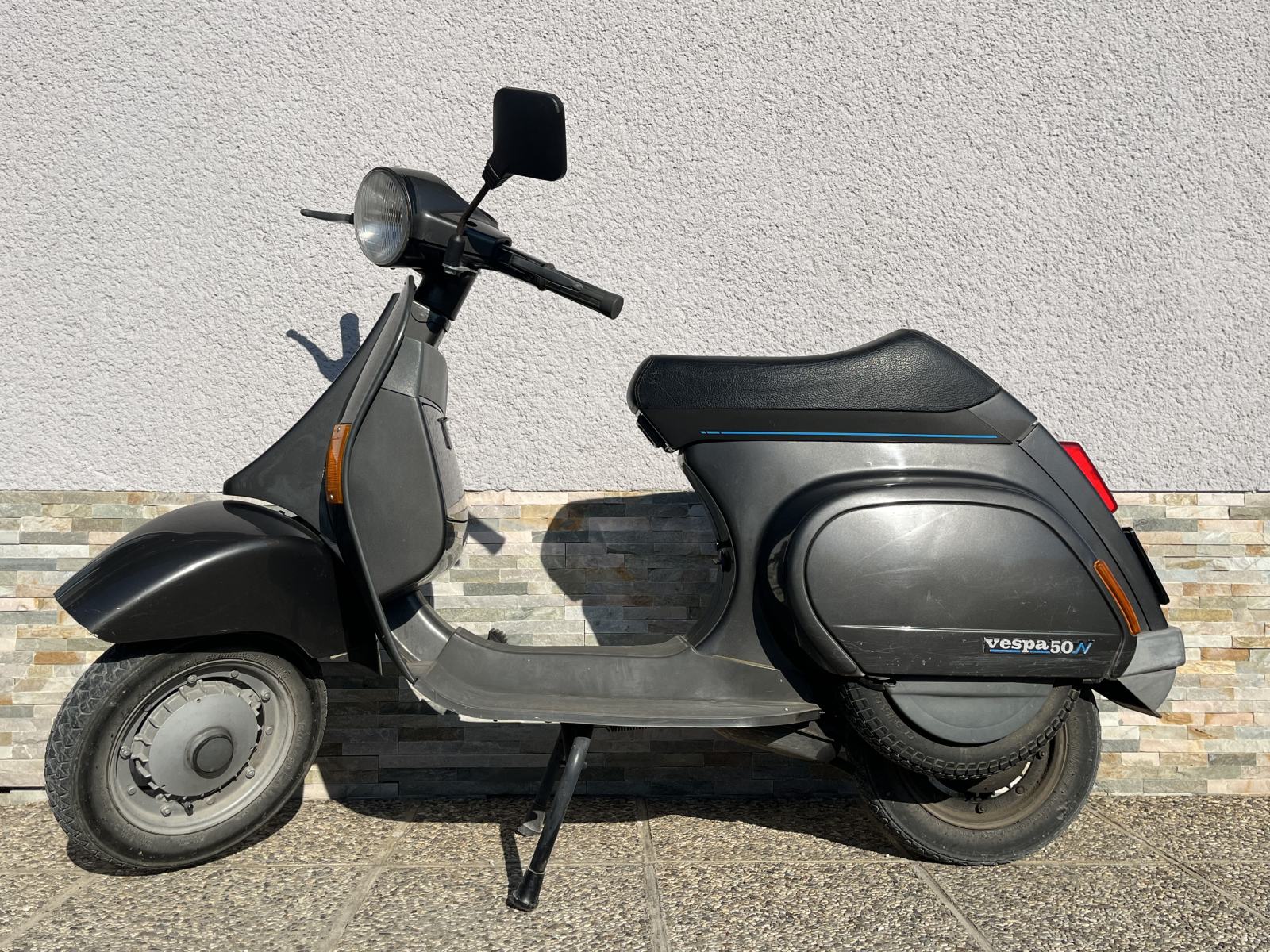 Elegantes Vespa Pk 50 Special Ebenbildnull