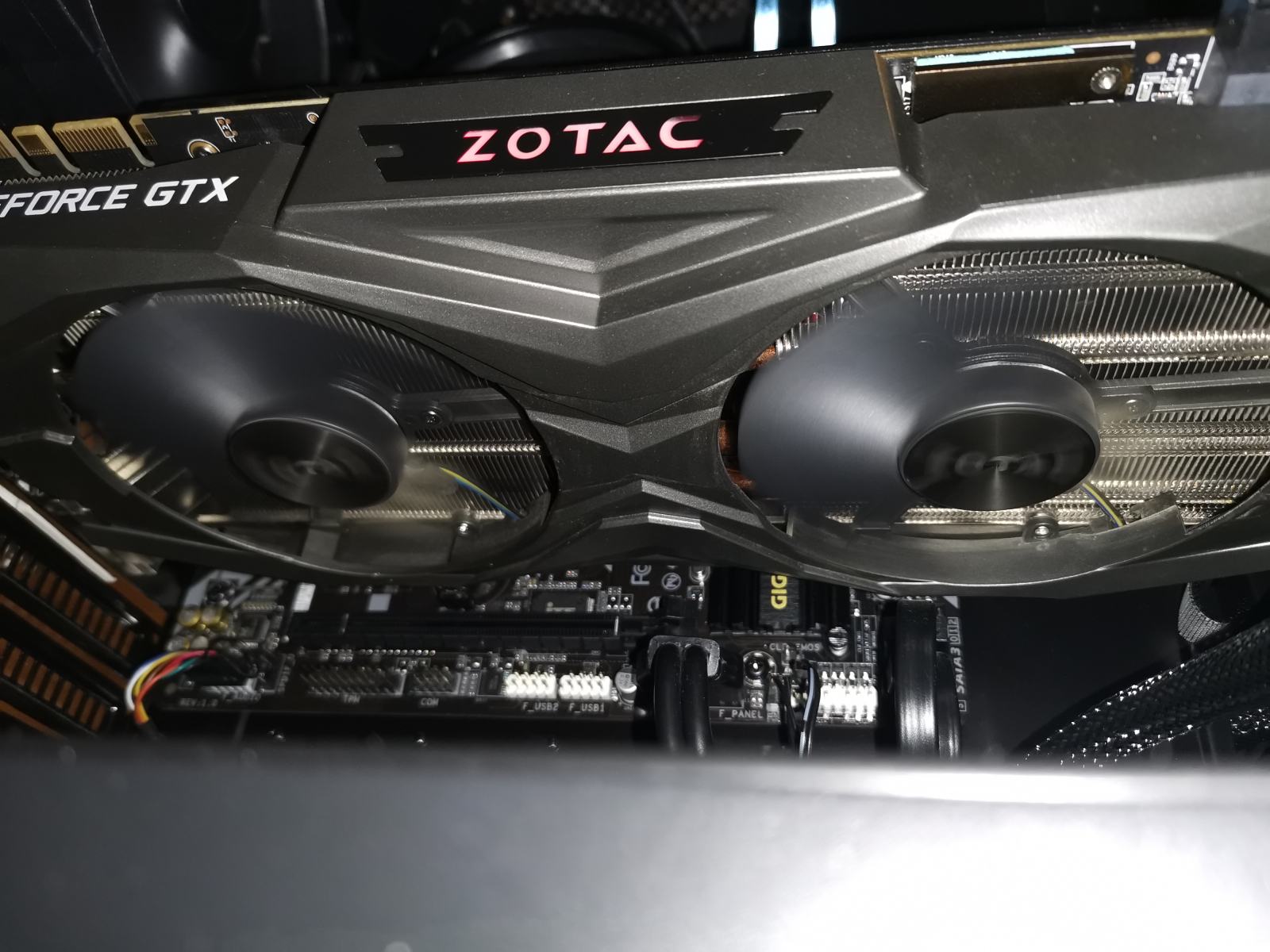 GTX 1080 Ti Zotac AMP! EDITION