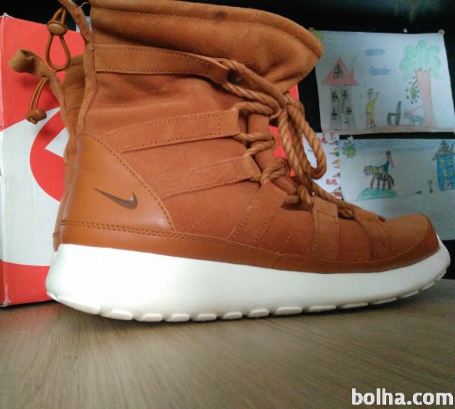 nike roshe one hi suede