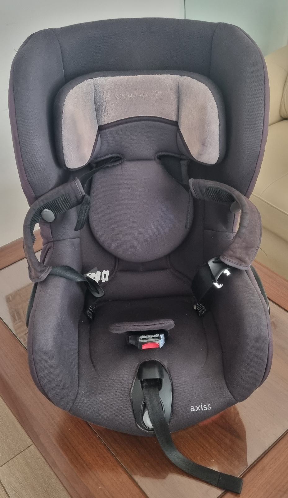 Maxi Cosi Axiss Autostoel - Nomad Black Maxi Cosi Axiss Autostoel - Nomad Black