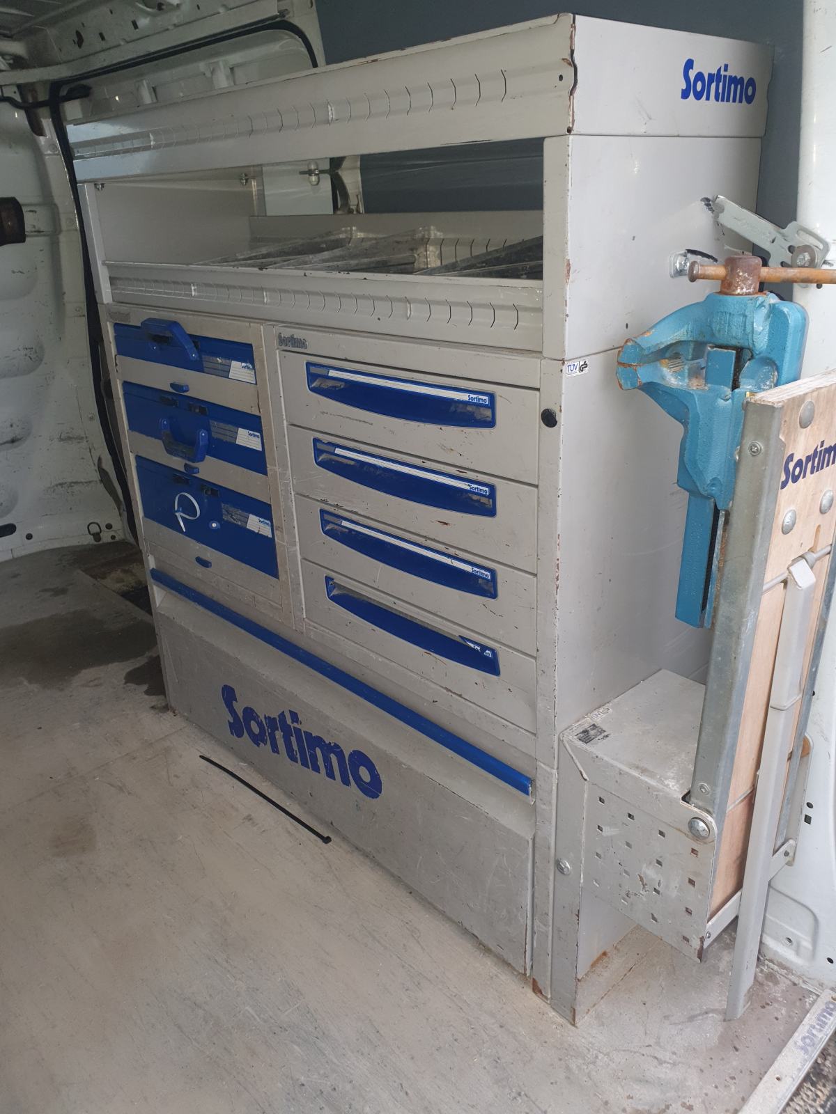 SORTIMO POTUJOČA DELAVNICA, TRANSPORTNA OPREMA