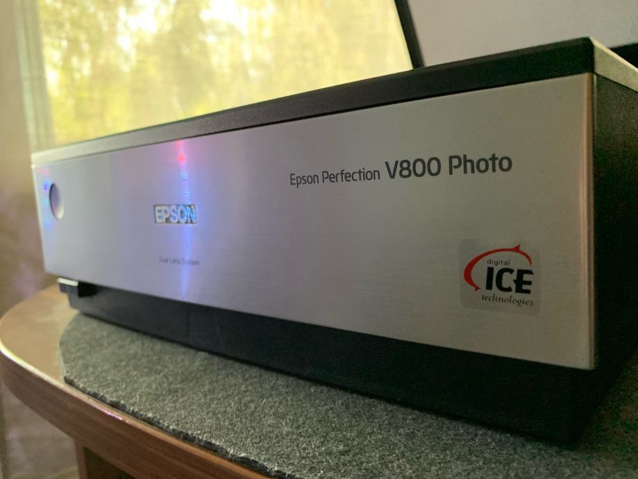 Microchip Scanner V800 EPSON Perfection V800 Photo scanner