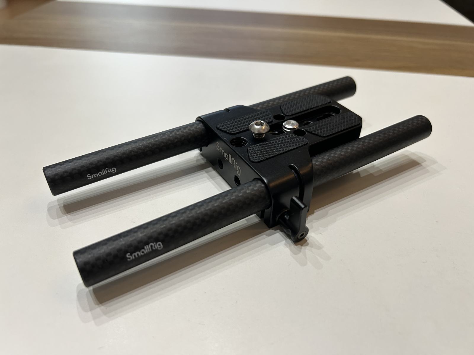 SmallRig BASE PLATE WITH DUAL ROD CLAMP