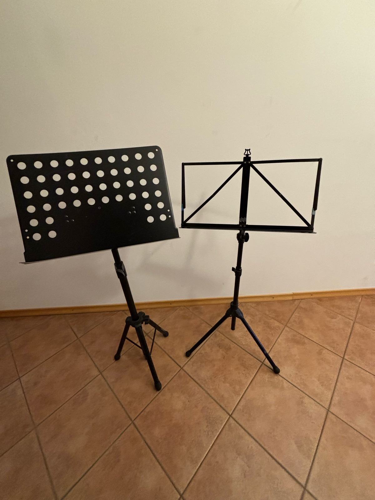 Stojalo za note