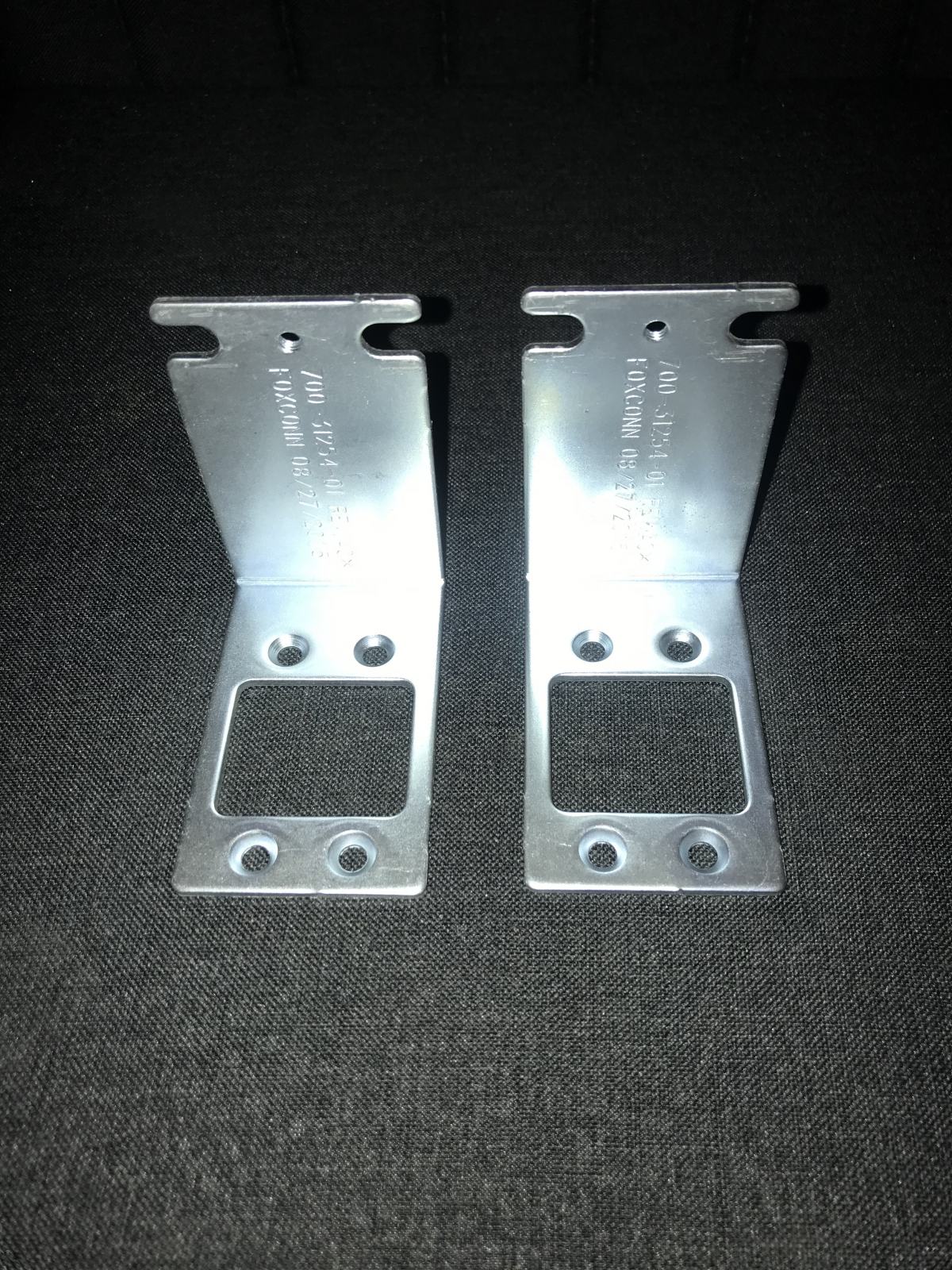 Cisco 1900 Series Rack Mount Kit 1U (brez vijakov)