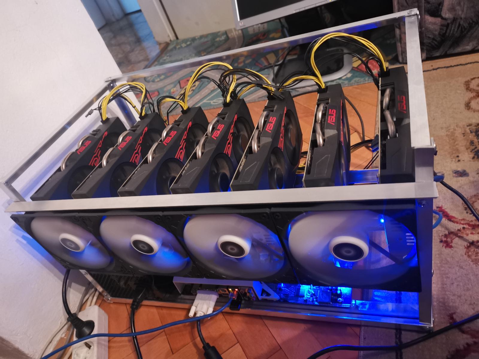 Mining Rig 7x 1060 6GB - 25$/dan