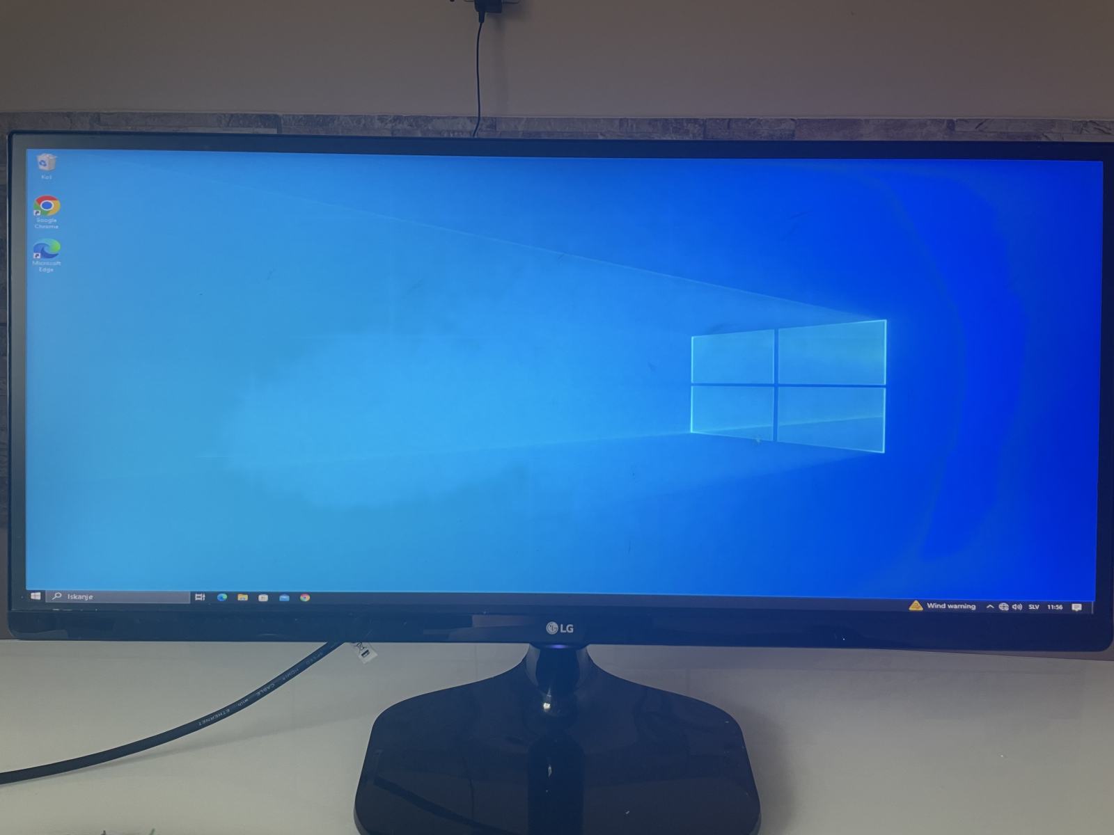 HP GAMING RAČUNALNIK + LG MONITOR