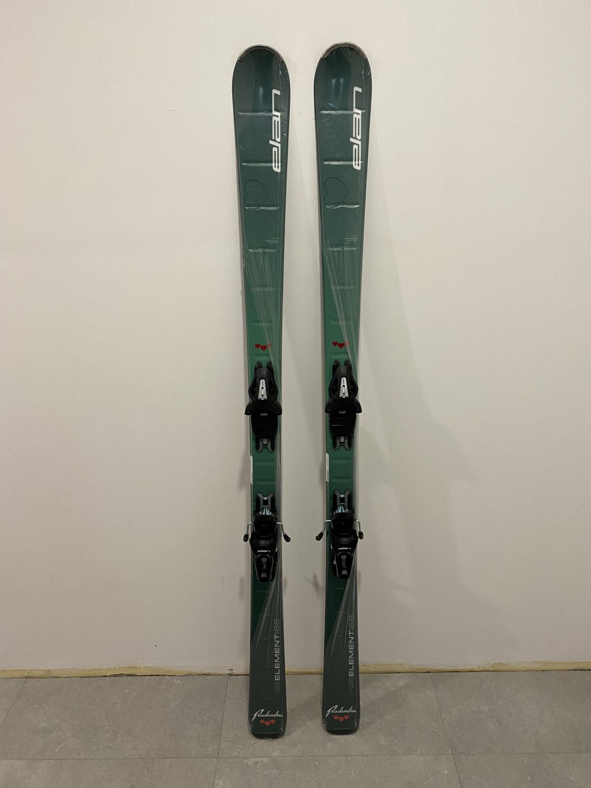 Smuči ELAN Element 168cm - POPOLNOMA NOVE in ZAPAKIRANE!