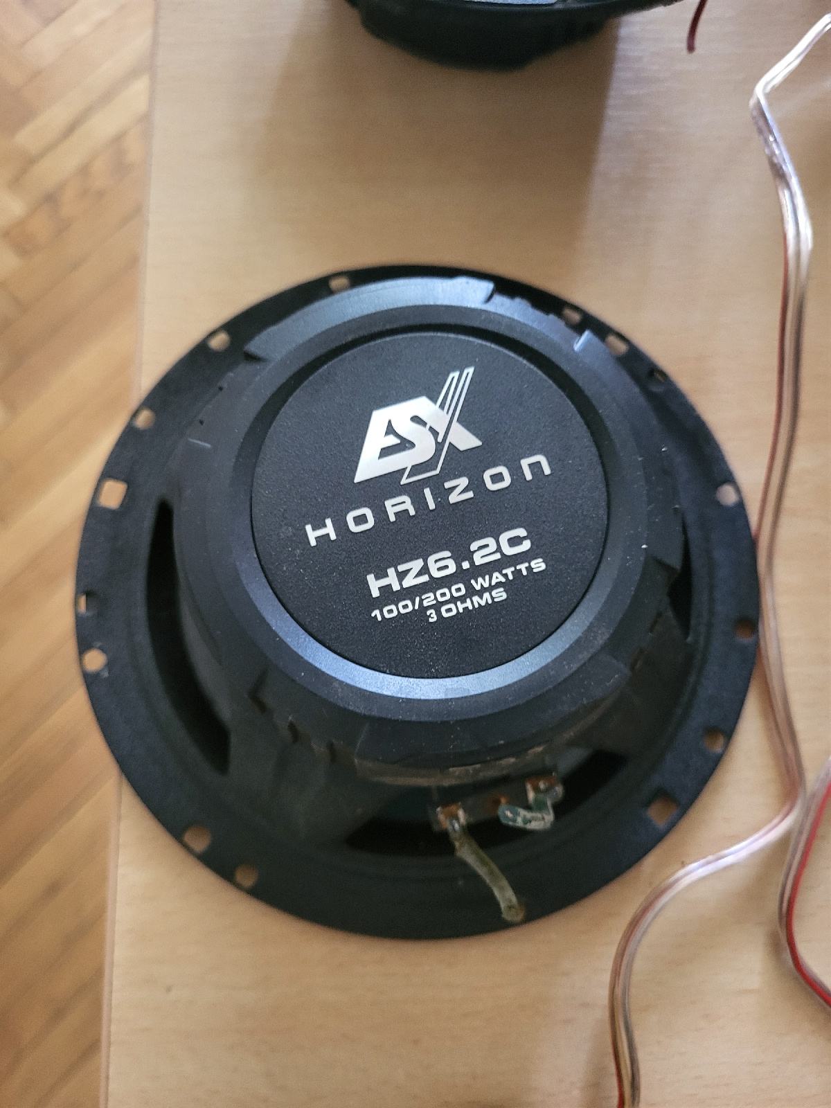ESX HZ6.2W - Kickbass Speaker 16.5 Cm 100 Watts RMS