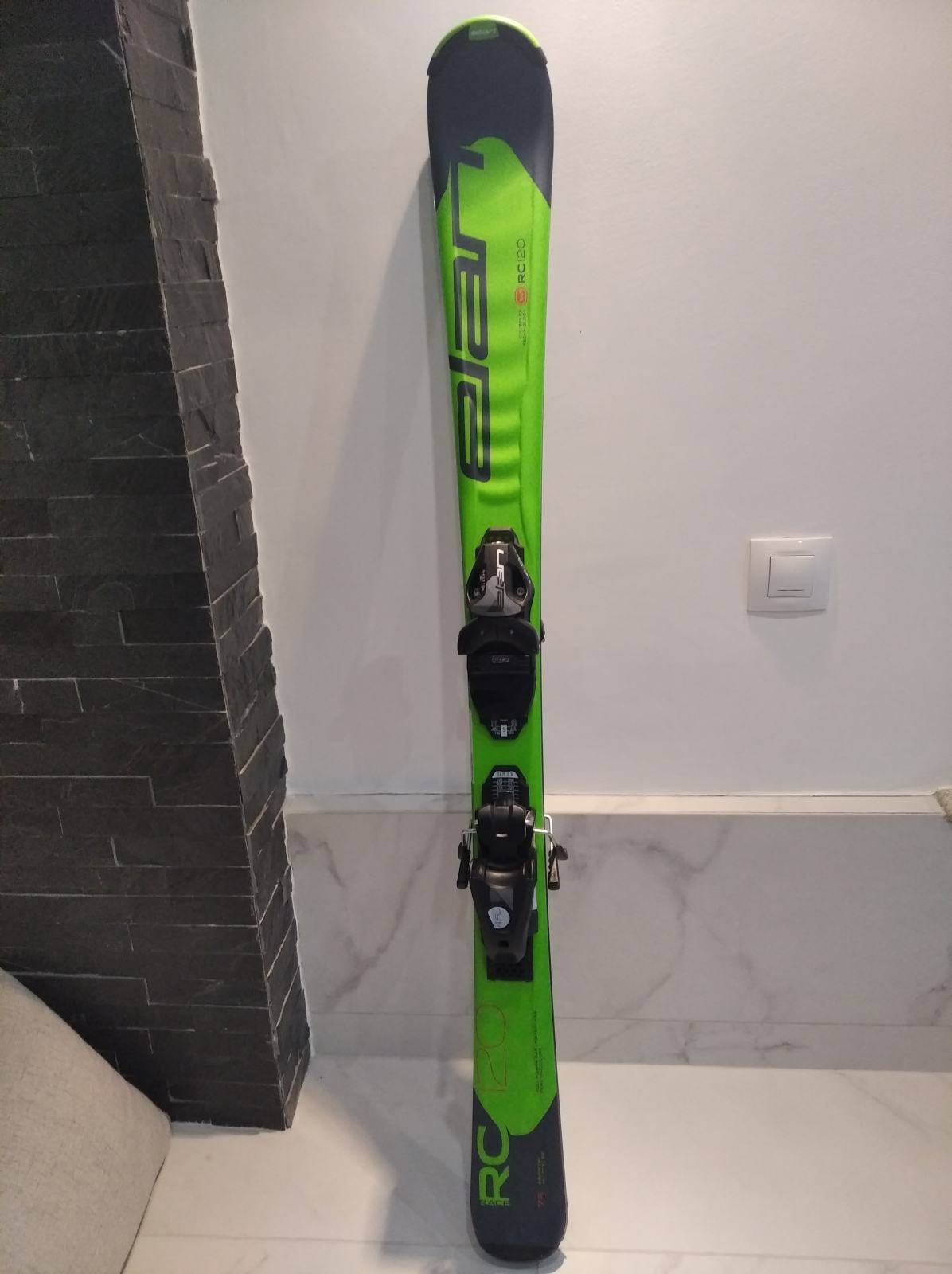 Elan smuči RC race 120 cm-Nove