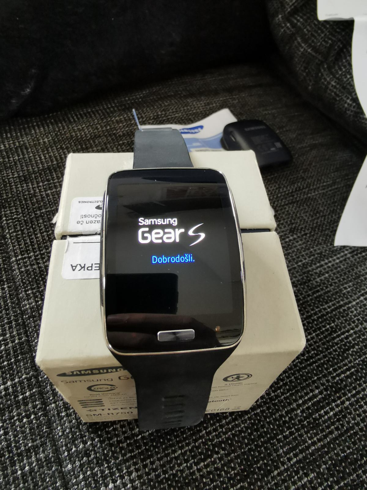 Samsung Gear S SM-R750