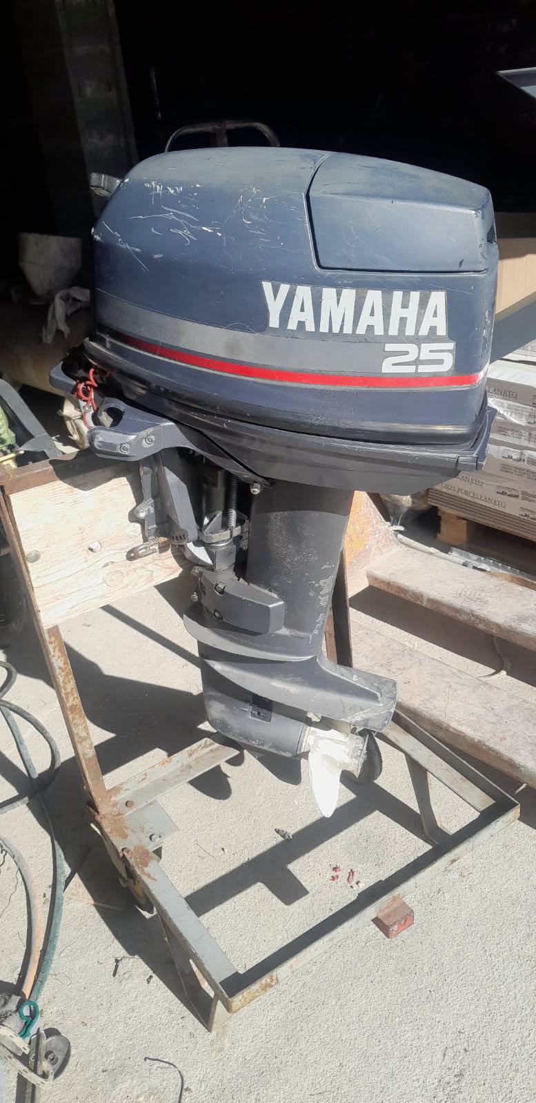 YAMAHA 25