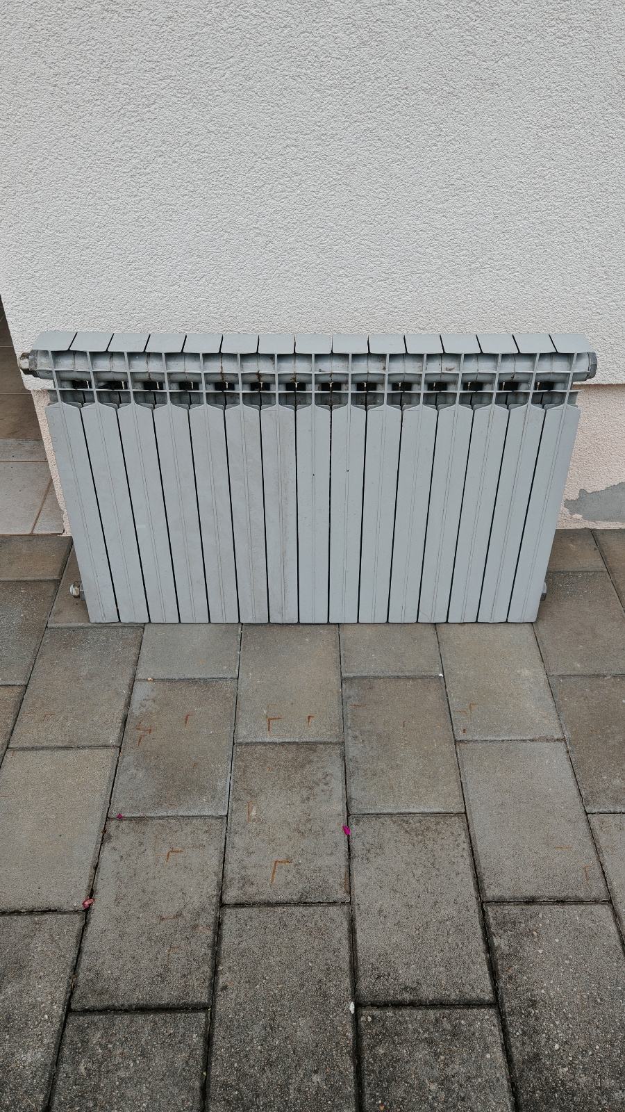 Radiator 900x600